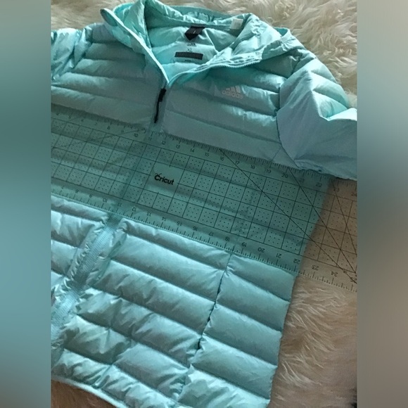 Adidas light aqua blue extra large puffer jacket with hood excellent condition - Picture 7 of 12